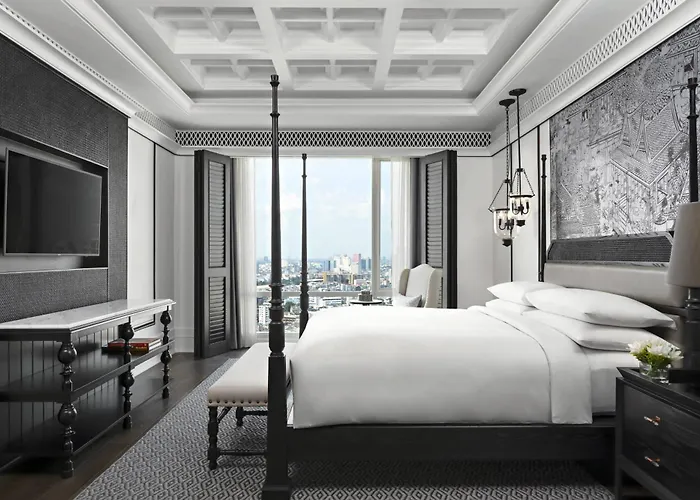 Marriott The Surawongse Hotel