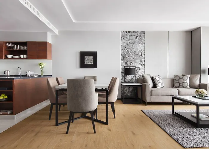 Hotel Marriott The Surawongse 5*